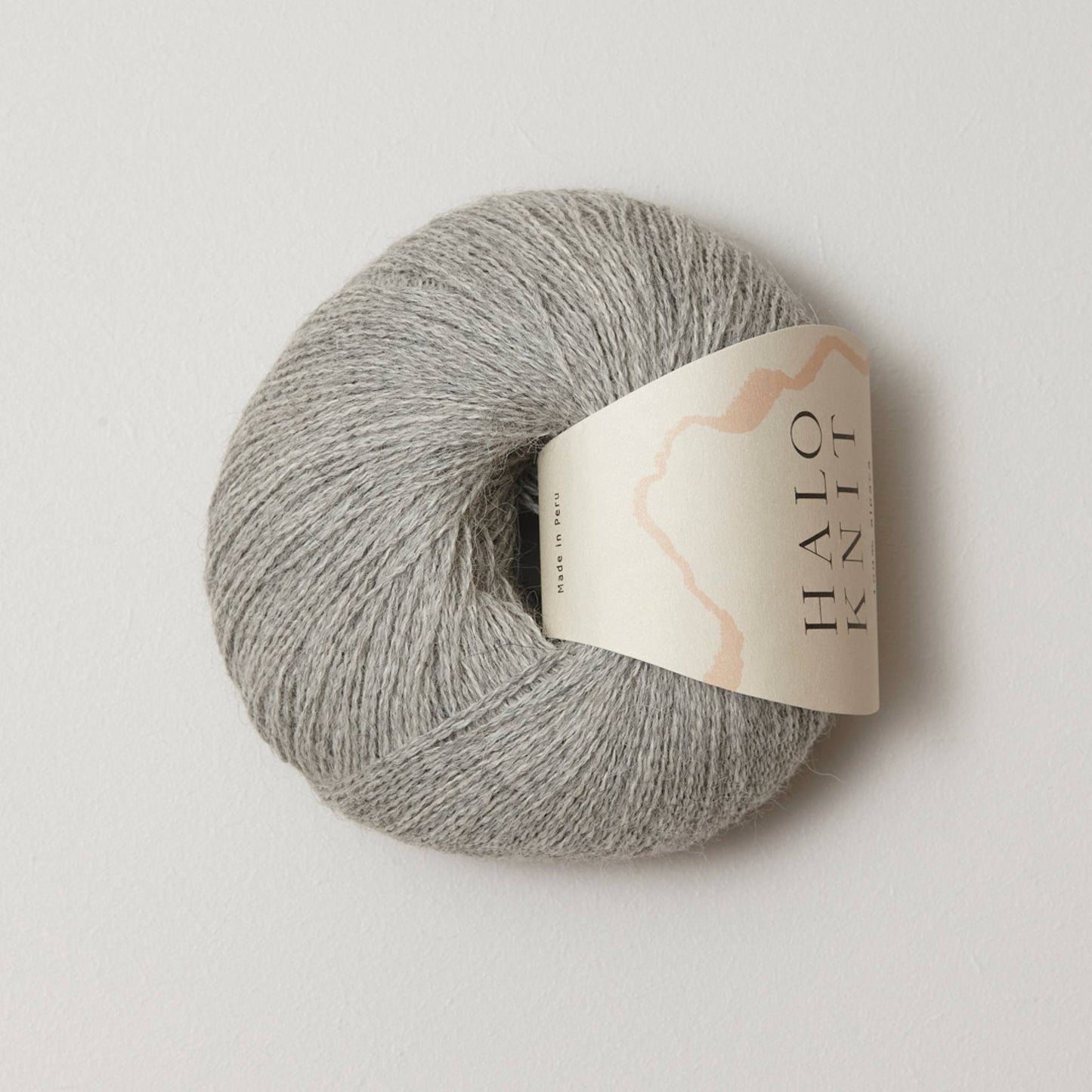 100% Alpaca garn i farven Cloudy Grey fra HALO KNIT – Øko-Tex certificeret