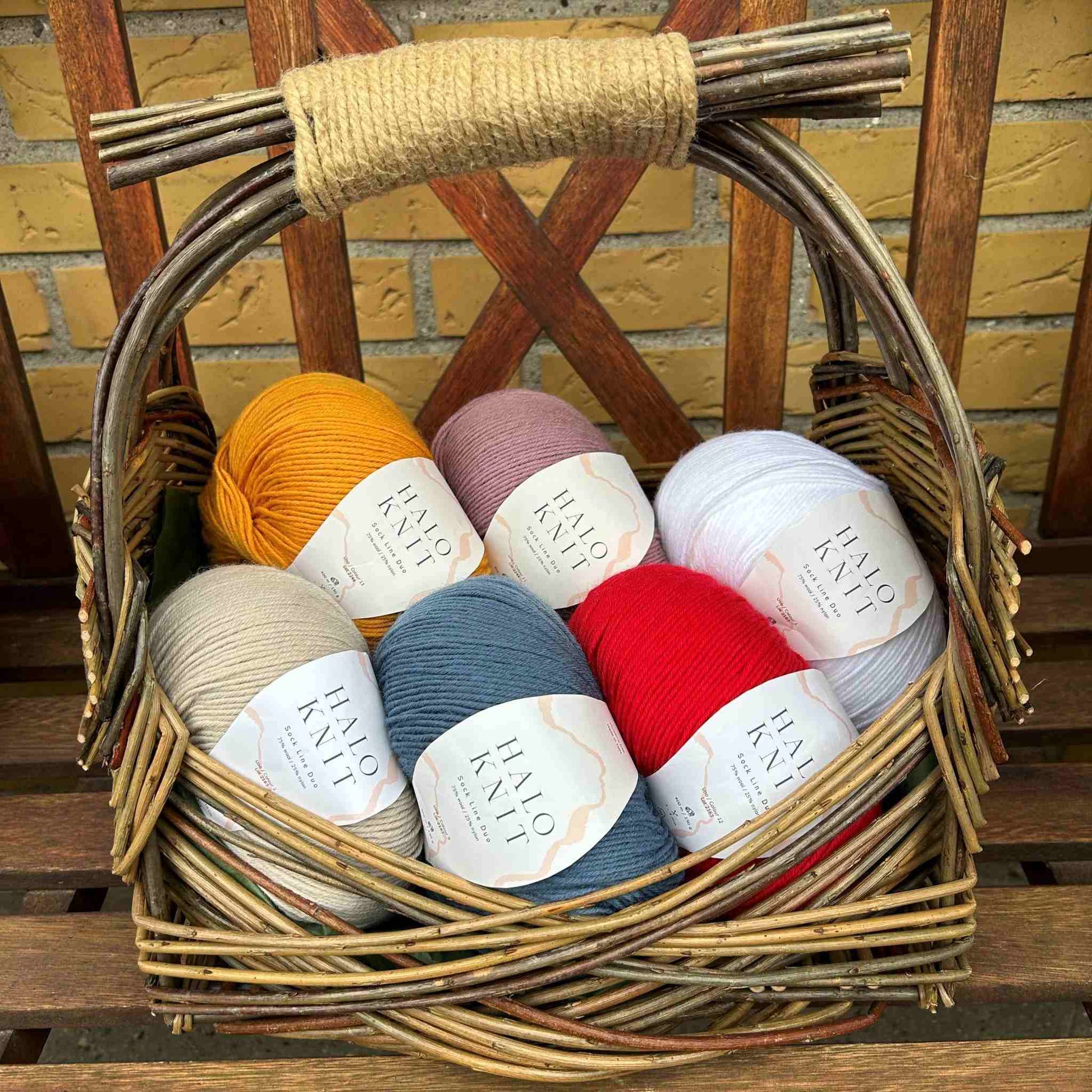 Halo Knit Duo strømpegarn i kurv